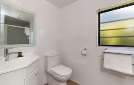 modern bathroom of Standard Queen +